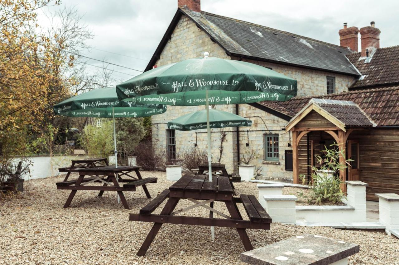 The Greyhound Inn Taunton Exterior foto